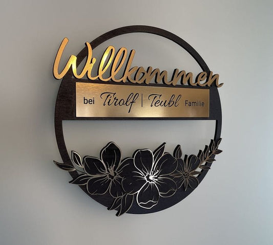Custom Round Welcome Sign – Elegant Floral & Gold "Willkommen" Design